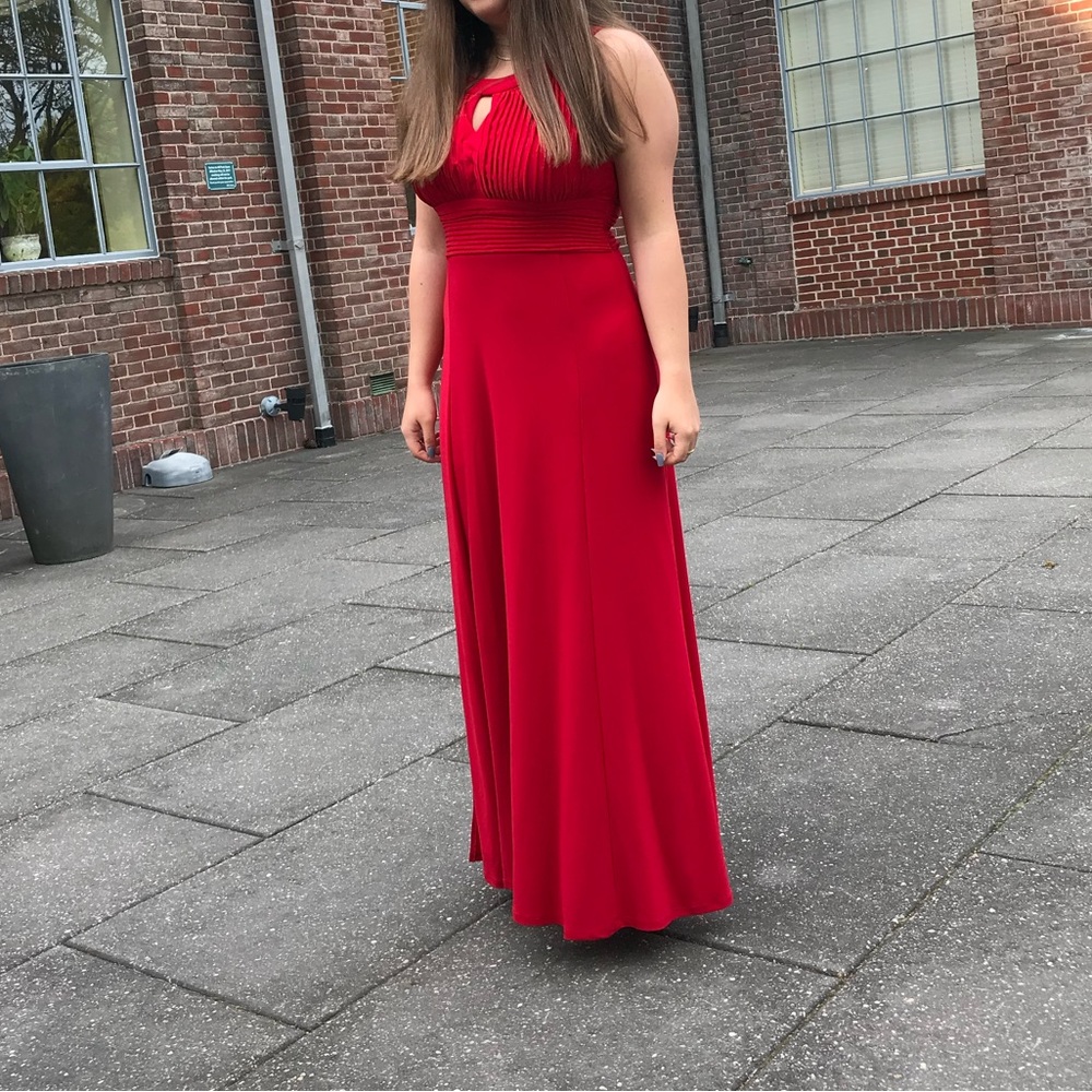 STYLE&CO RED PROM DRESS SIZE 4 UNALTERED